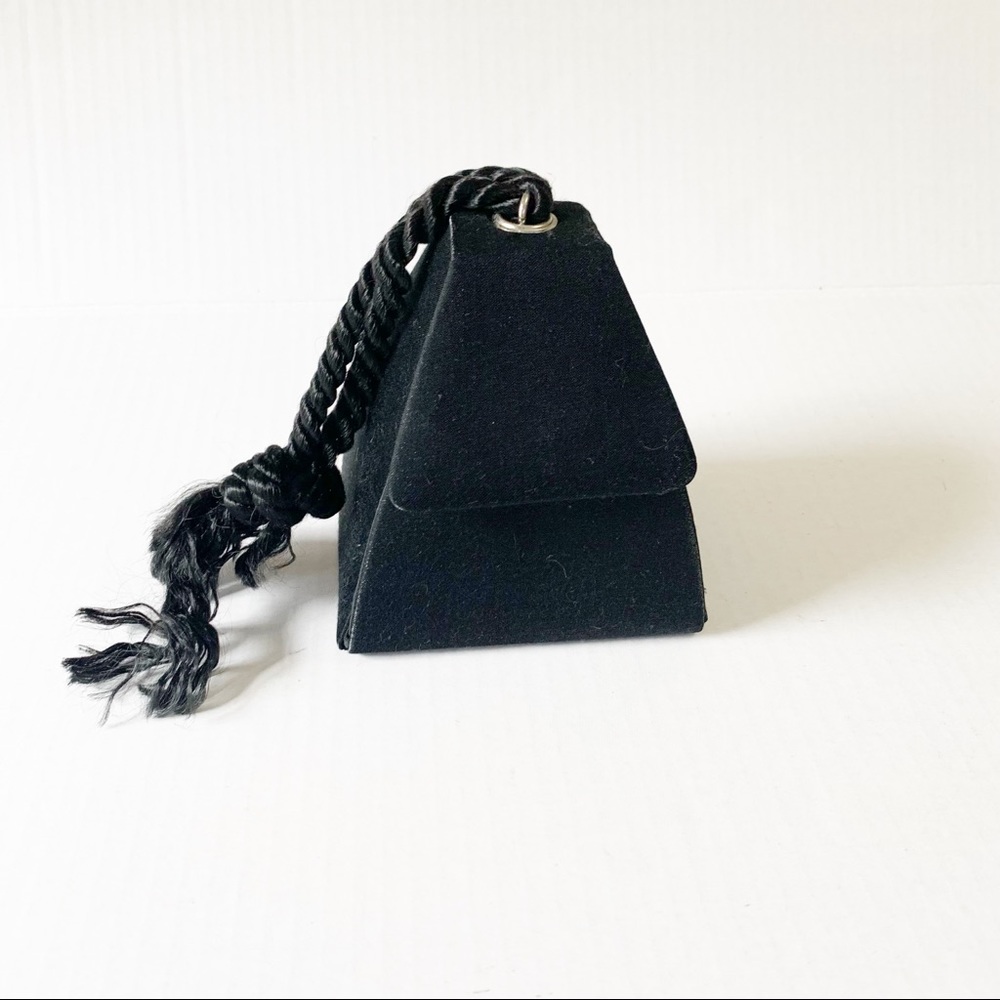 🎁 5/$25 Jessica McClintock black Triangle evening bag